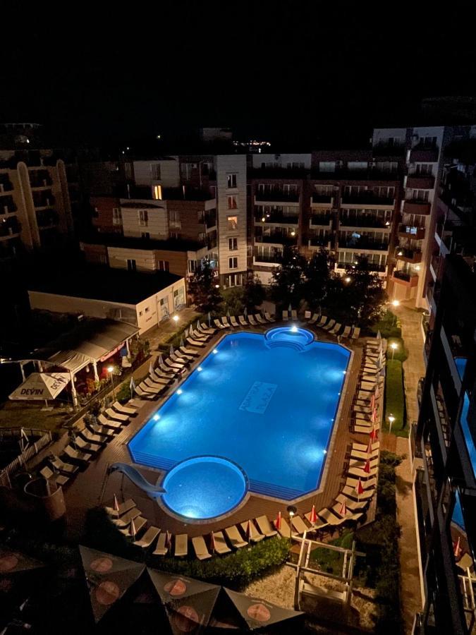 Admiral Plaza Aparthotel Sunny Beach Buitenkant foto
